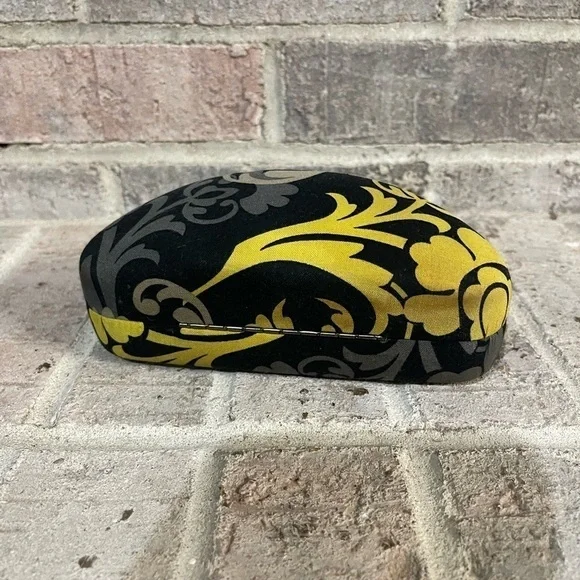 Vera Bradley - Picture 5 of 9